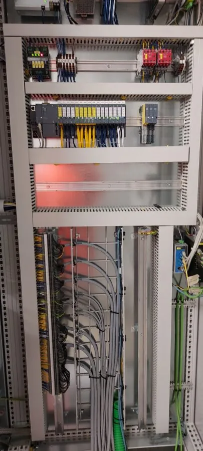 Paris Metro linija L17/L11 (Francuska). - Eleng dizajn 